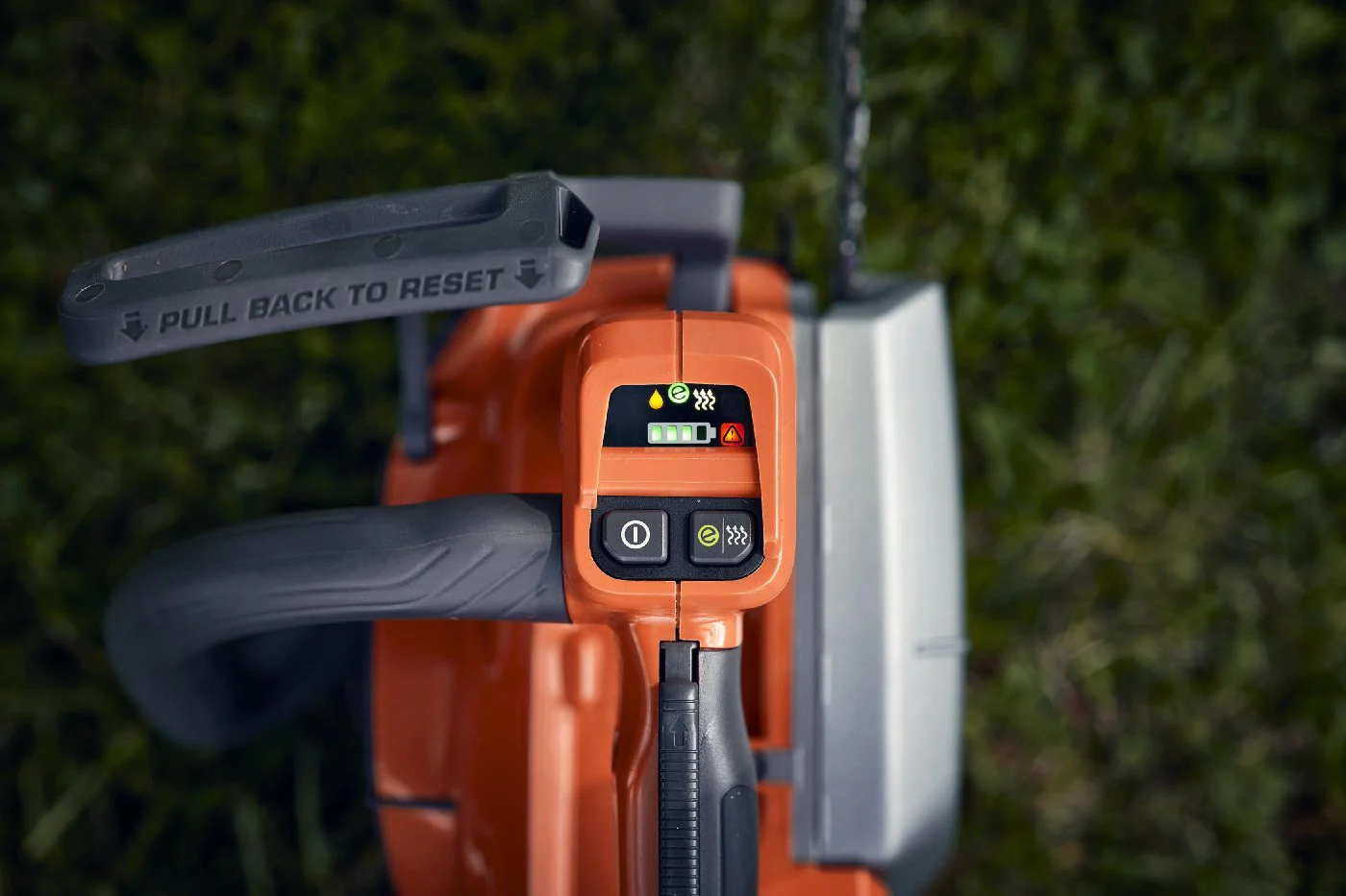 Husqvarna Profi Akku-Motorsäge T542i XP® G - ohne Akku und Ladegerät - Image 3