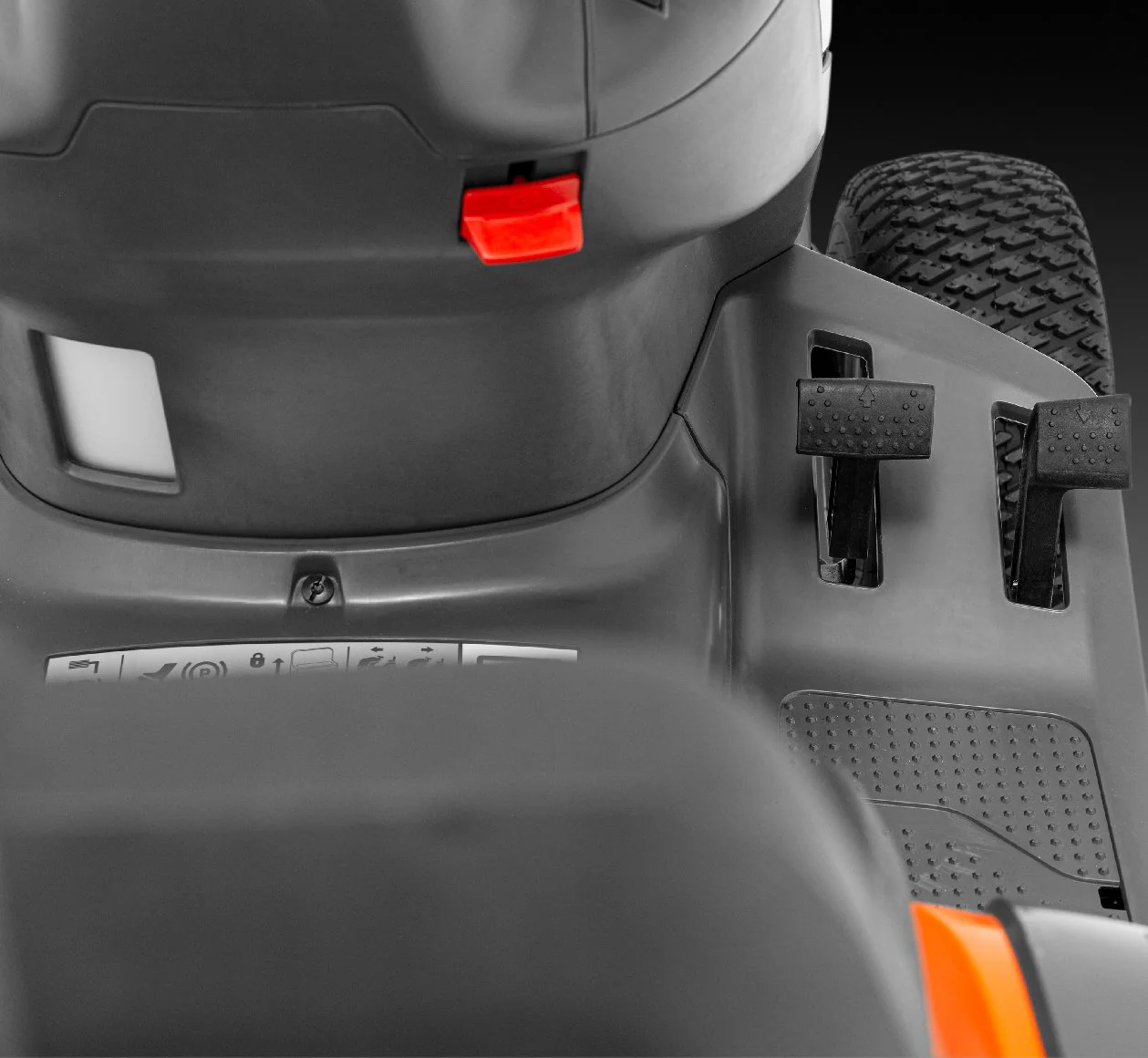 Husqvarna Rasentraktor TS 112 - Image 11