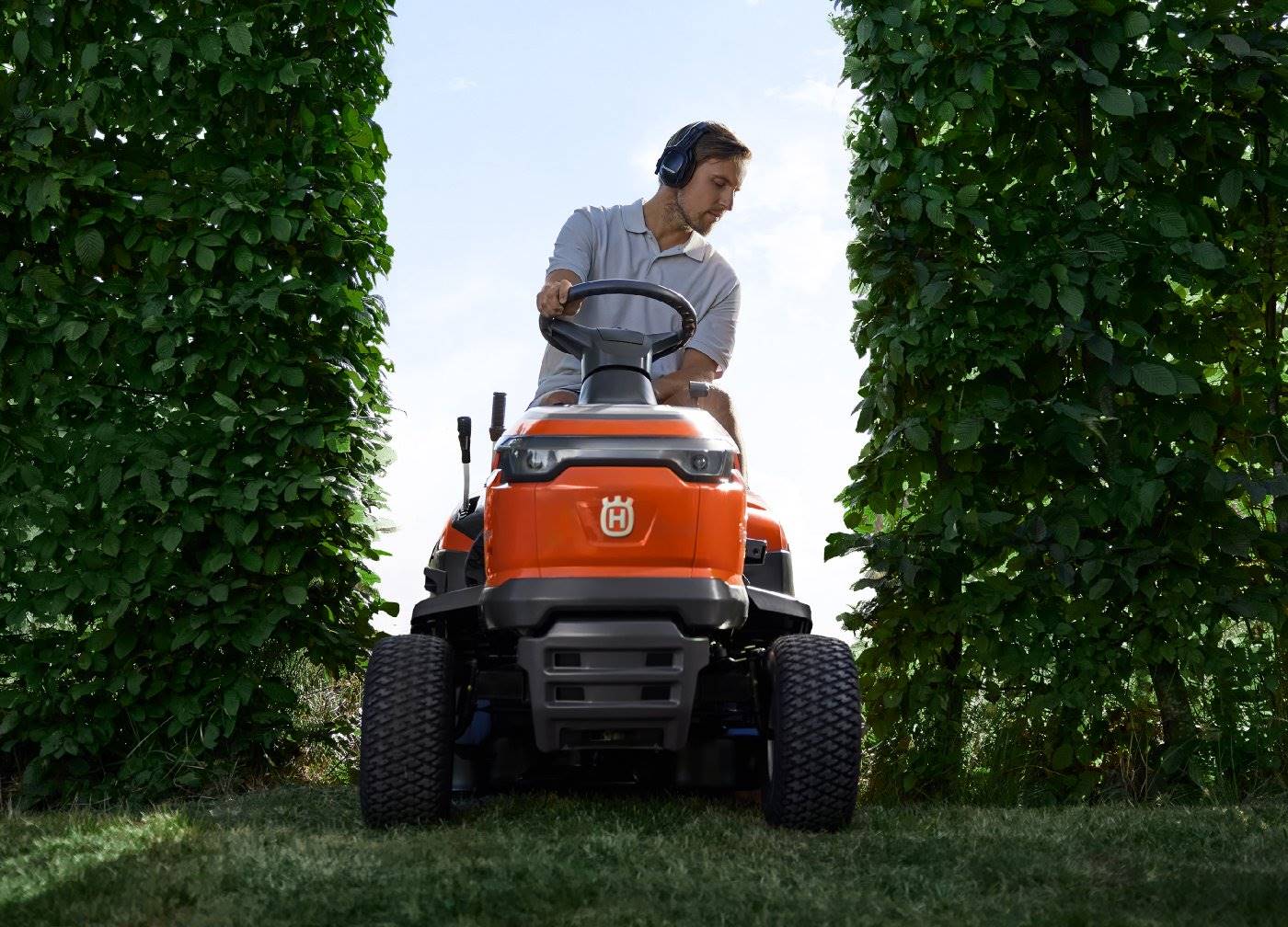 Husqvarna Rasentraktor TS 112 - Image 12