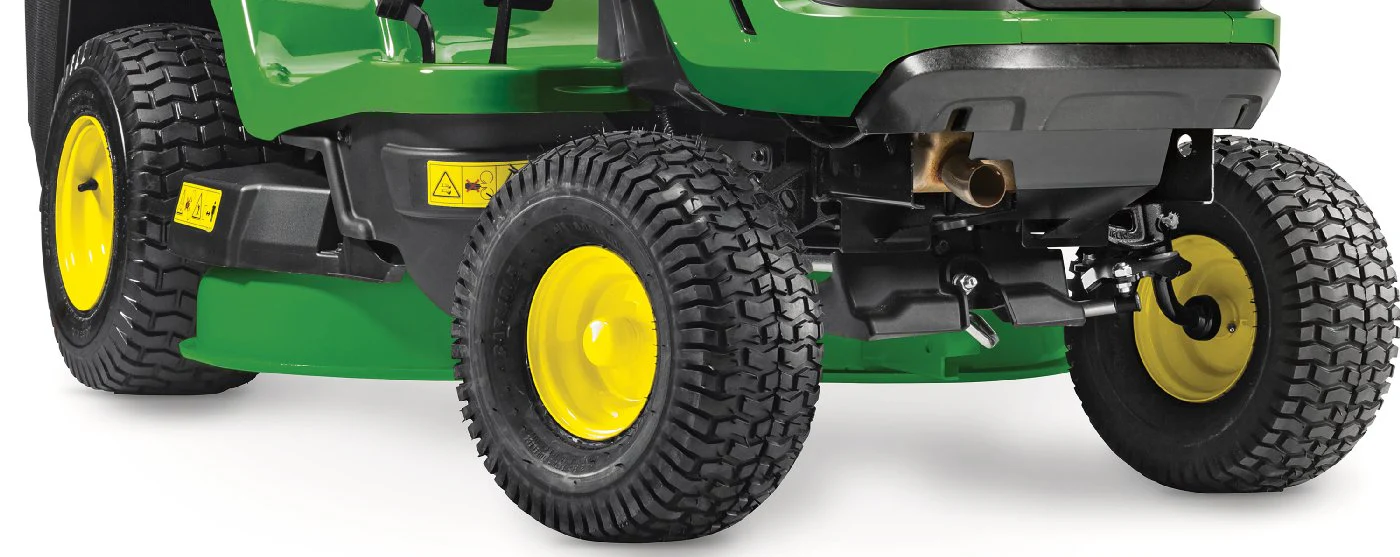 John Deere Rasentraktor X147R - Image 4