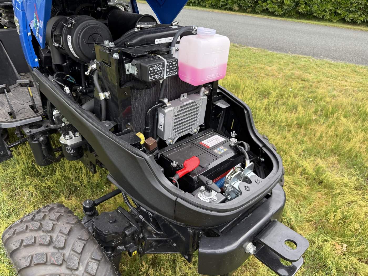Solis Kompakttraktor 26 HST Vorführer mit Galaxy Pro Bereifung -sofort verfügbar - Image 13
