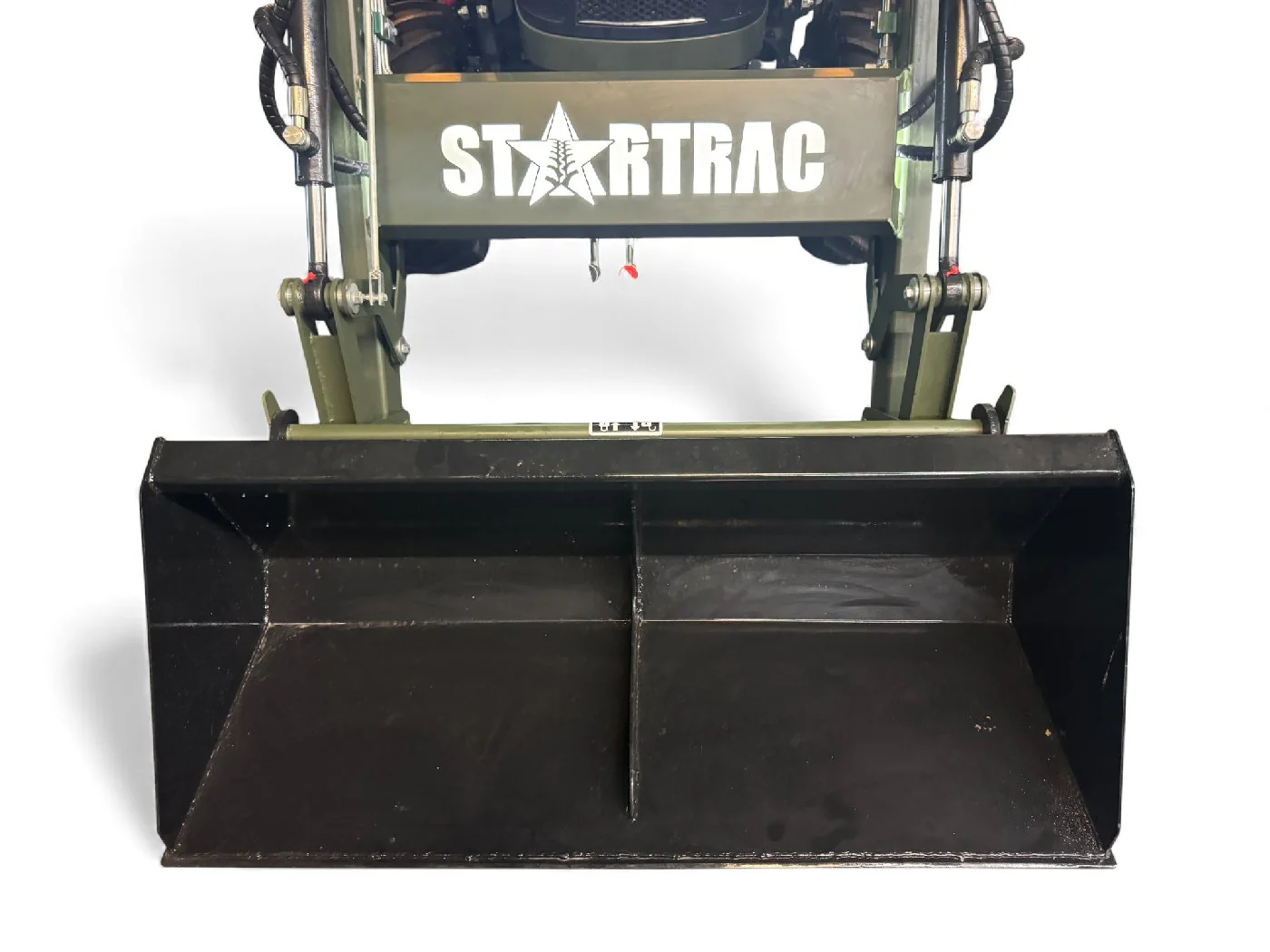 Startrac Allrad-Kleintraktor 26 mit Radialbereifung + Frontlader inklusive Schaufel - Image 13