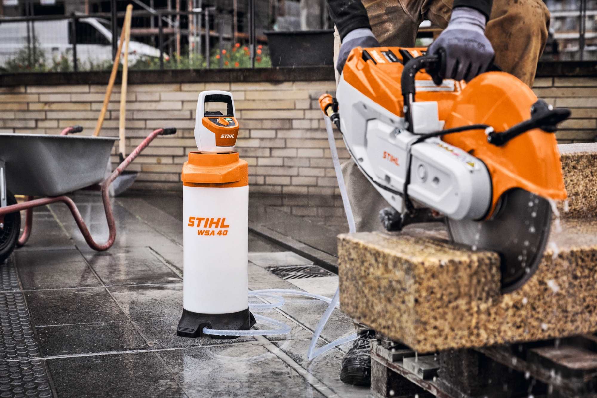 STIHL Akku-Wasserbehälter WSA 40 Set mit Akku AS2 und Ladegerät AL1 - Image 7