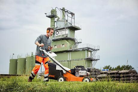 STIHL Benzin-Rasenmäher RM 756 GC - Image 2