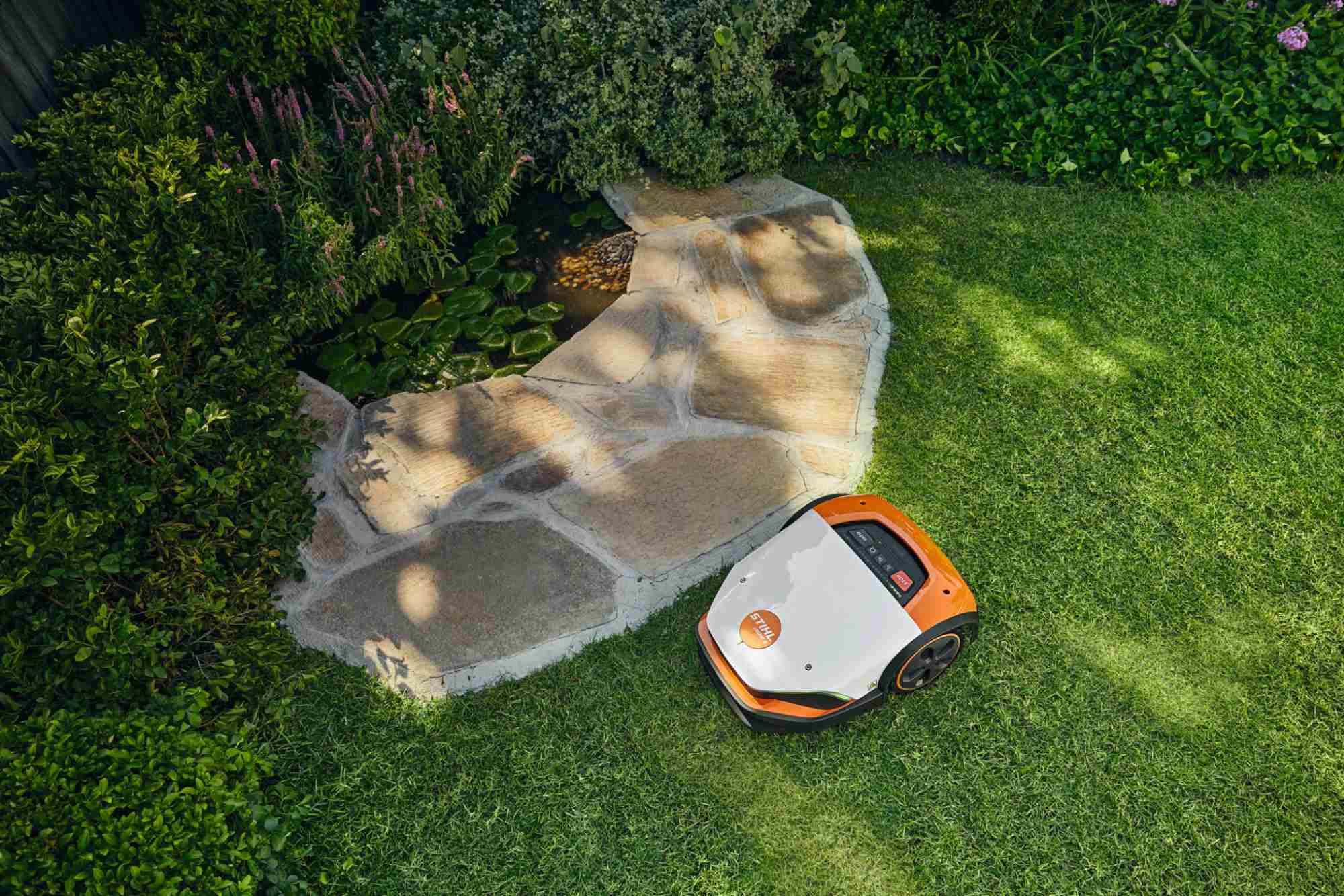 STIHL Mähroboter iMOW 7 für sehr große Rasenflächen - Image 6