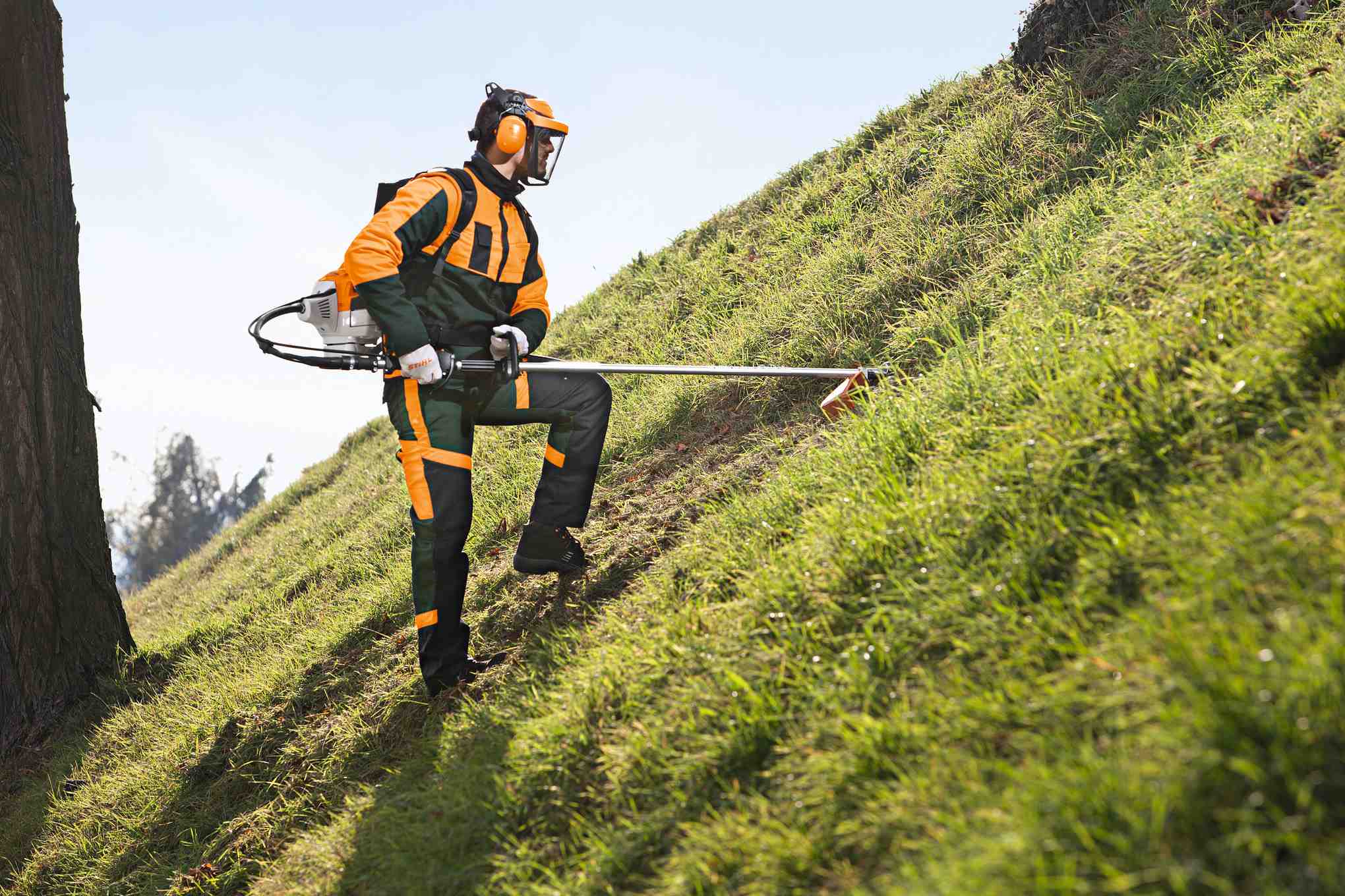 STIHL Rückentragbare Benzin-Motorsense FR 410 C-E / AC 25-2 - Image 2