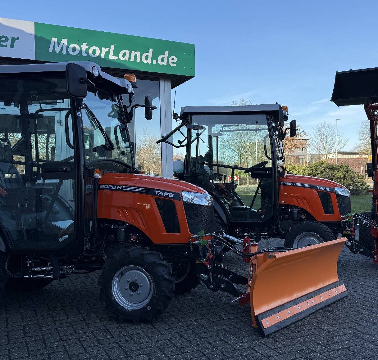 Tafe Allrad-Universalschlepper 6028H AS mit Winterpaket und AS-Bereifung - Image 4