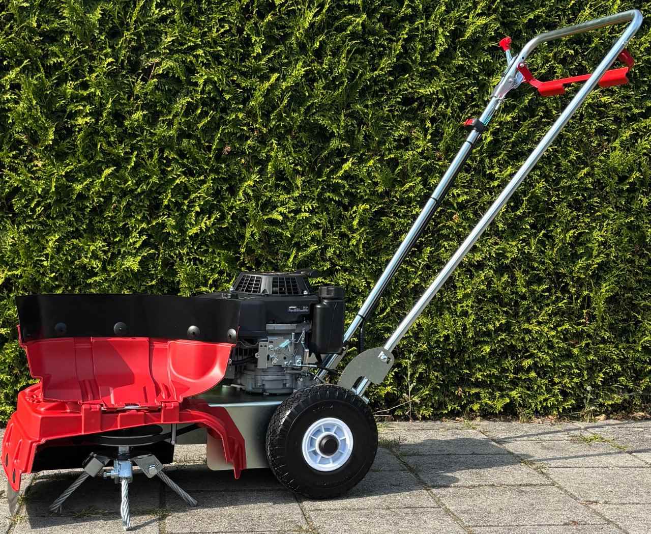 Westermann Wildkrautbürste WKB 330 4-Takt-Benzinmotor - Image 6